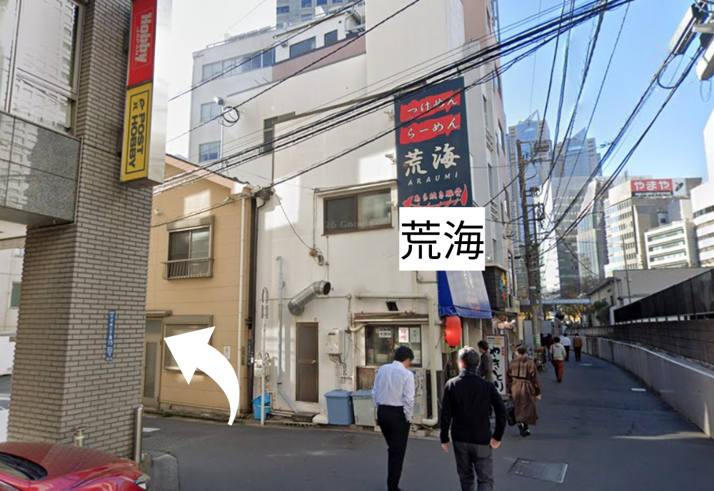 荒海の角を左折する道順